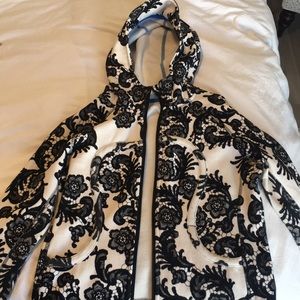 Lululemon size 6 jacket